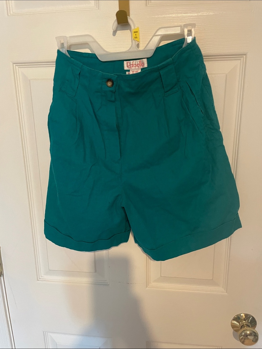 Rafaella vintage Teal Bermuda Shorts with Pleated Front size 8